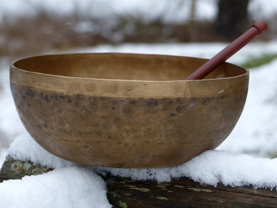 Singing bowl massage tibet tibetan sound bowls