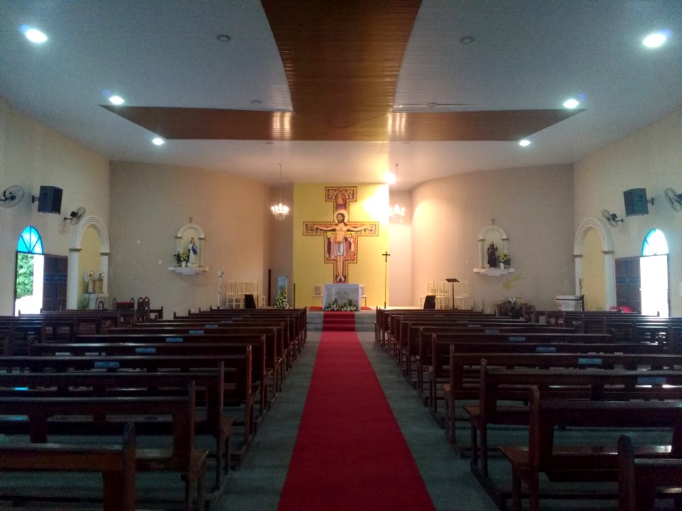 Interior da Igreja Matriz de José da Penha (RN)