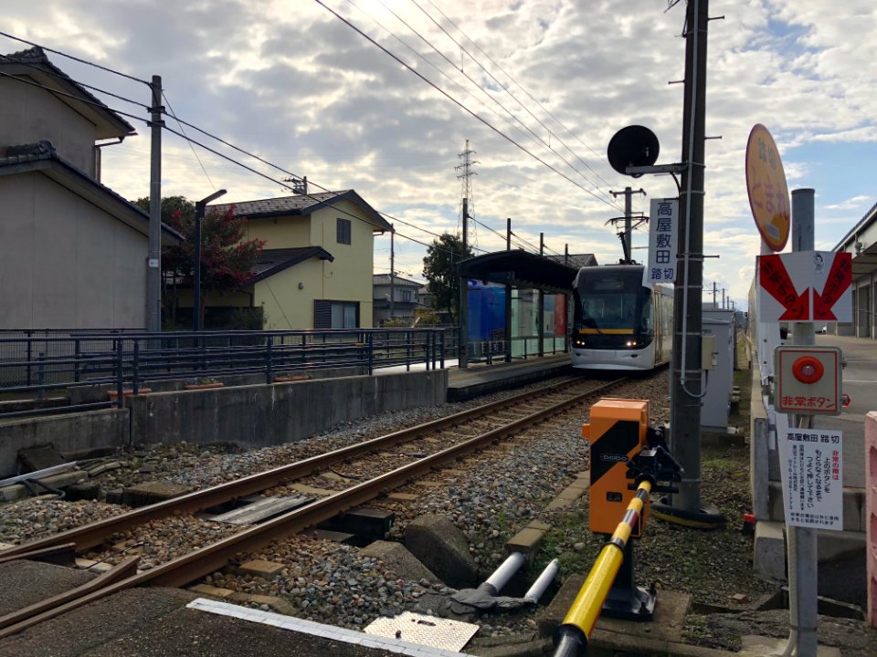 Inujima-Shimmachi Station(5)
