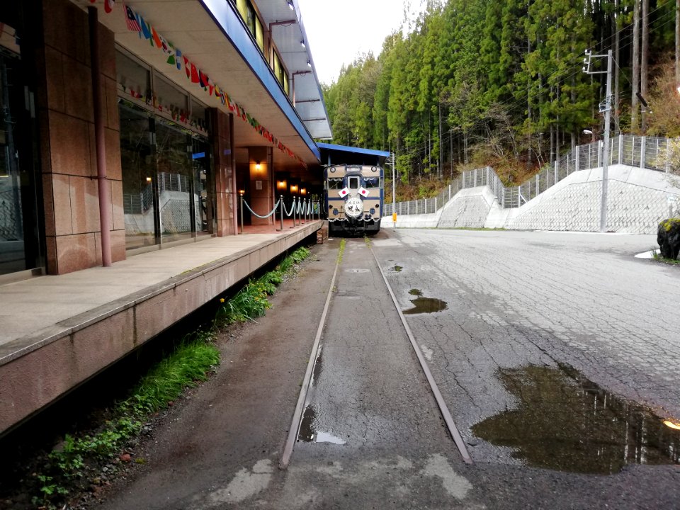 JNR Class Kiha 27 ‘急行 - 奥飛騨 - 焼岳 - Okuhida Express’ (21050305275)
