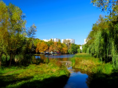 Holosiiv square pond2