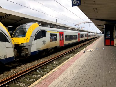NMBS MS08 - Charleroi Zuid station