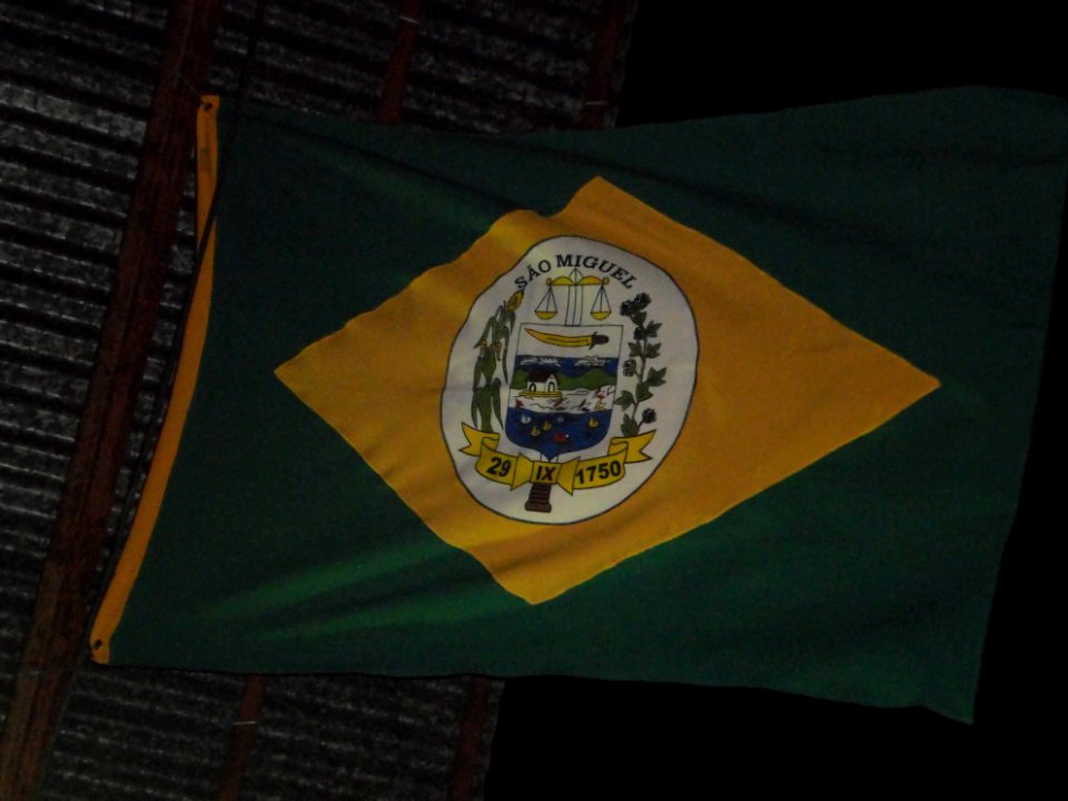 Imagem da bandeira de São Miguel (RN)