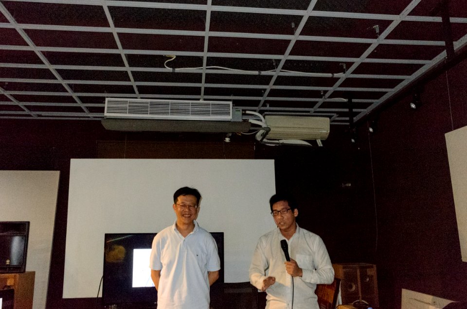 Hung-Lue Chang and Event Chairman in Wei's Talk Event 20151118