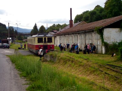 Hronec station railcar 830 photo