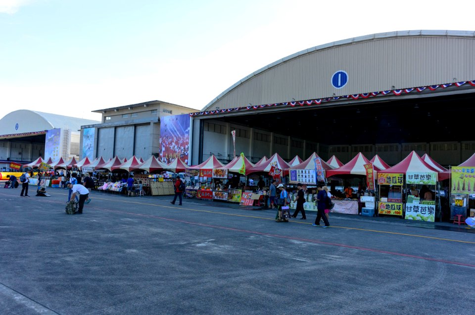 Hualien Air Force Base Open Day Festival Booths in Morning 20170923