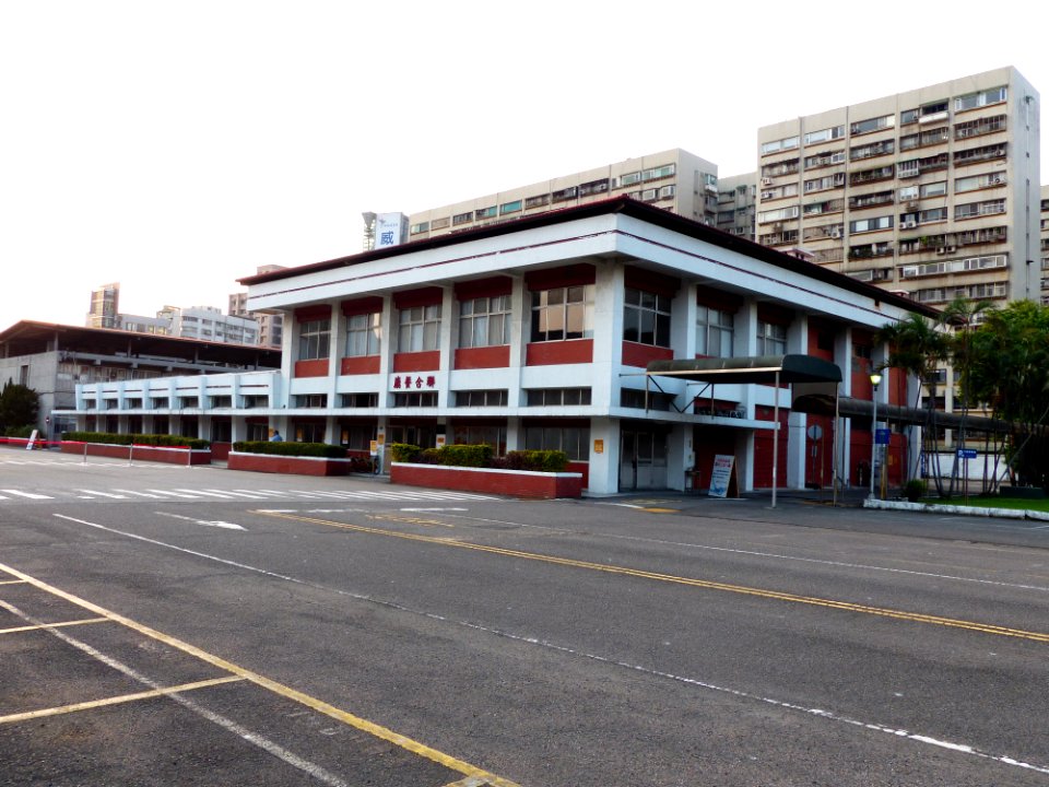 Joint Meat Hall of Former ROCAF Headquarters 20140405b