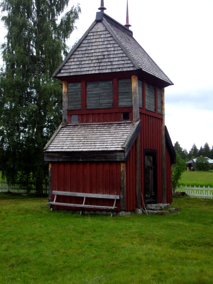 Klockstapeln vid Junsele gamla kyrka 1