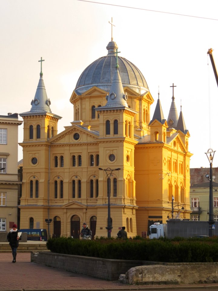 Kościół Zesłania Ducha Świętego w Łodzi 04