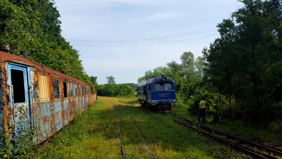 Khmilnyk station train