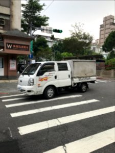 Kia K2900 CRDi Crew Cab at Fujin Street, Taipei 20170504