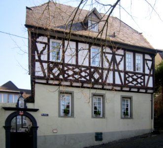 Kirchplatz 7 Linz am Rhein