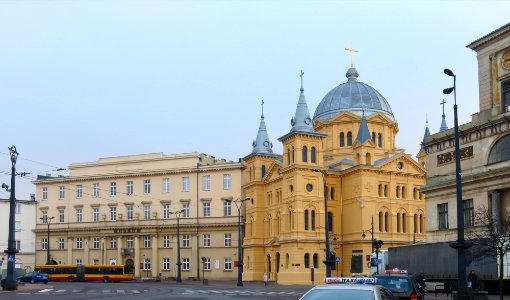Kościół Zesłania Ducha Świętego w Łodzi 02