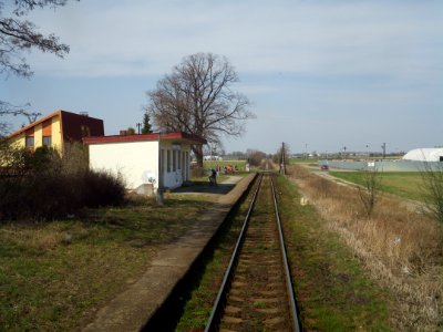 Kravare-Kouty train stop