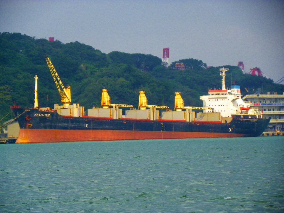 Natzutec Shipped in Keelung Harbor 20131227a