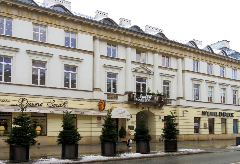 Kamienica Bentkowskiego w Warszawie 01