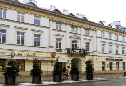Kamienica Bentkowskiego w Warszawie 01