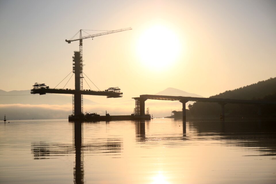 Sun brown construction brown island