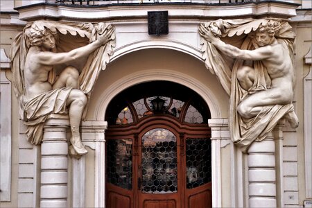 Sculpture architecture the pillars of the