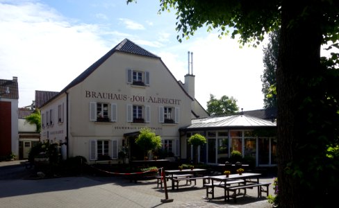Niederkasseler Straße 104, Düsseldorf 19. Mai 2020 (4)