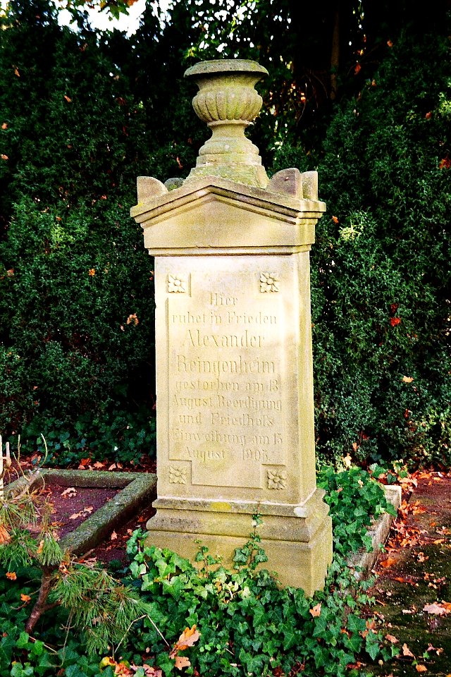 Juedischer Friedhof Hopsten Grab Alexander Reingenheim 01