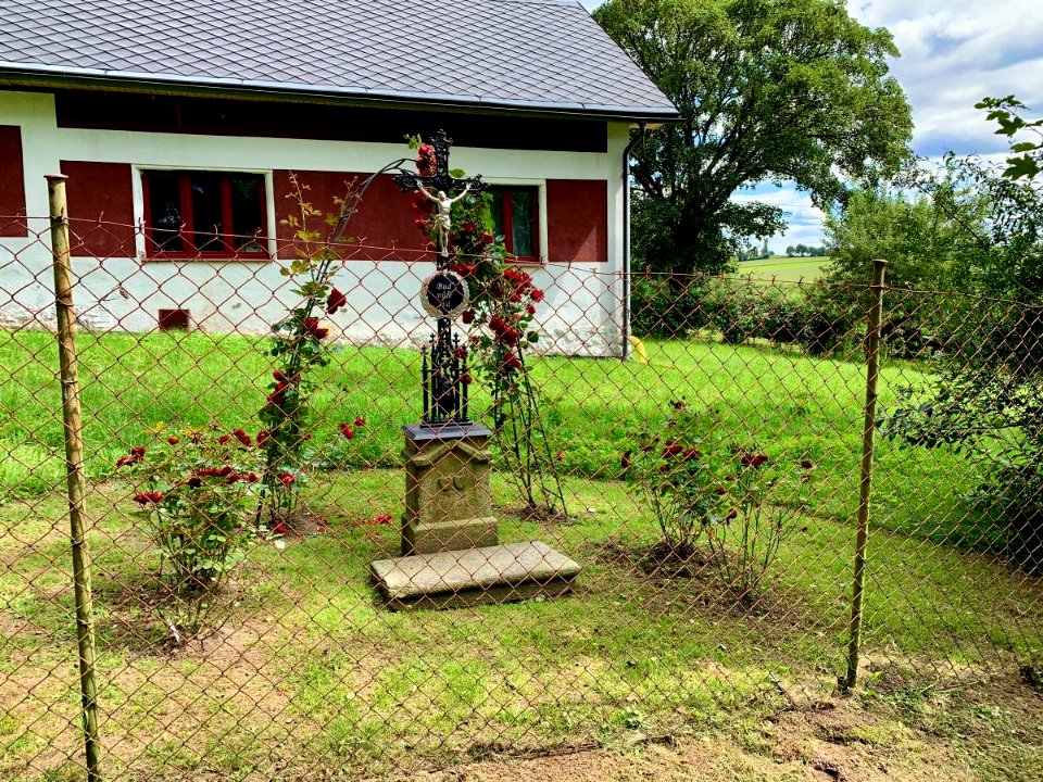 Kříž severovýchodně od Havlíčkovy Borové (Q104973319) 01