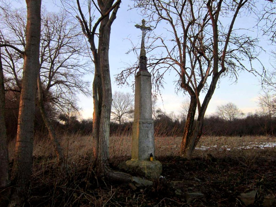 Kříž jihovýchodně od Chrastavic u bývalého Spáleného mlýna (Q66051106)