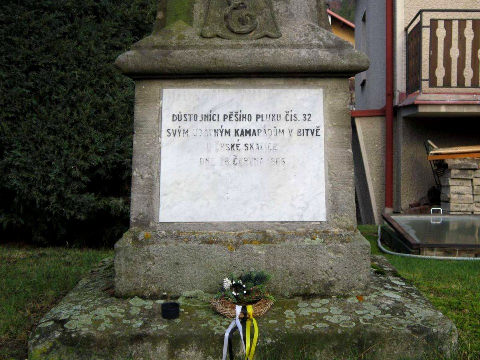 Kříž obětem pěšího pluku v Malé Skalici (Q66226195) 01