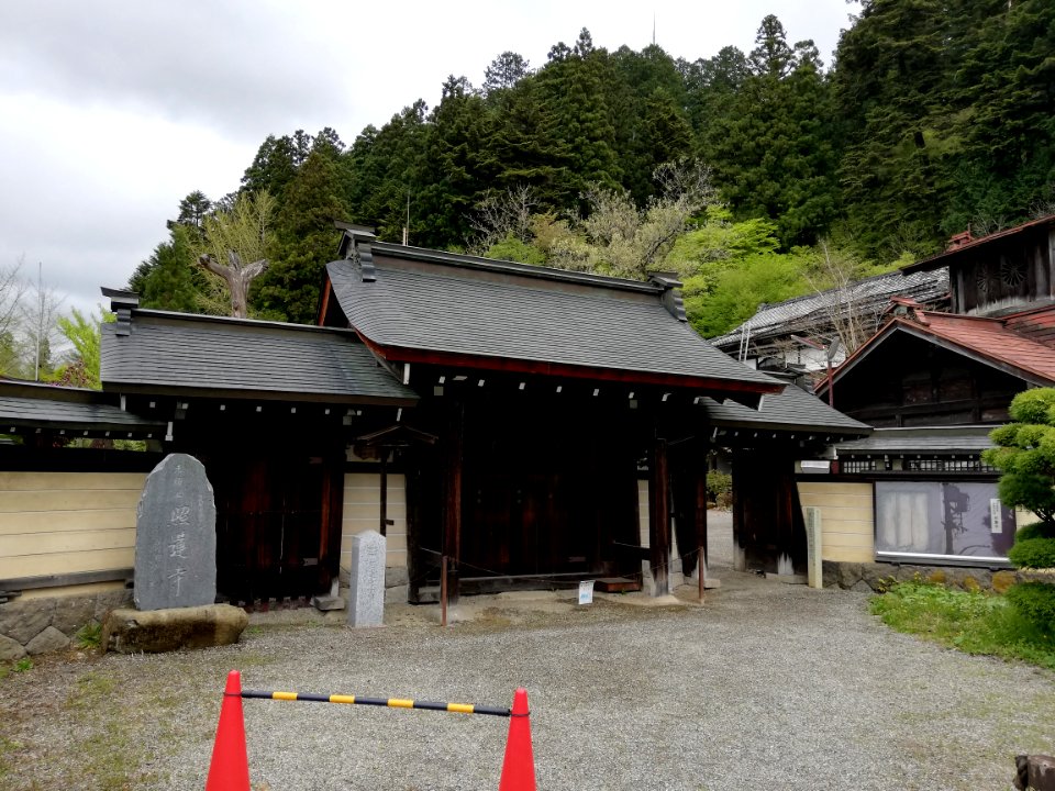 Kōyōzan Shōren-ji Temple (Nakano Shōren-ji - Shirakawagobō) 20210502 01