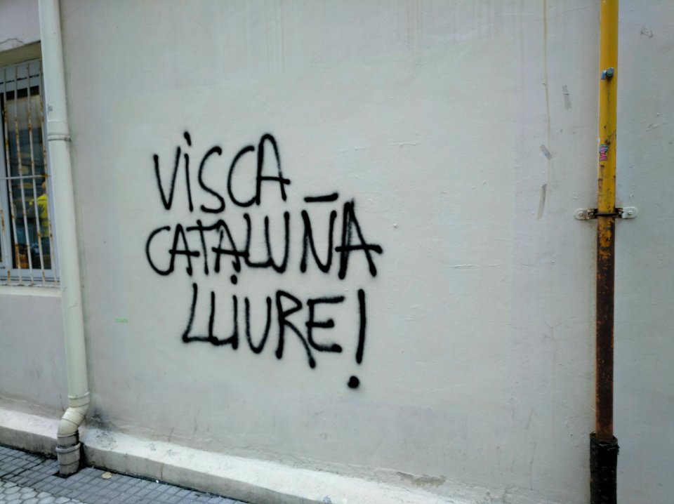 Kataluniaren aldeko pintadak - Donostia