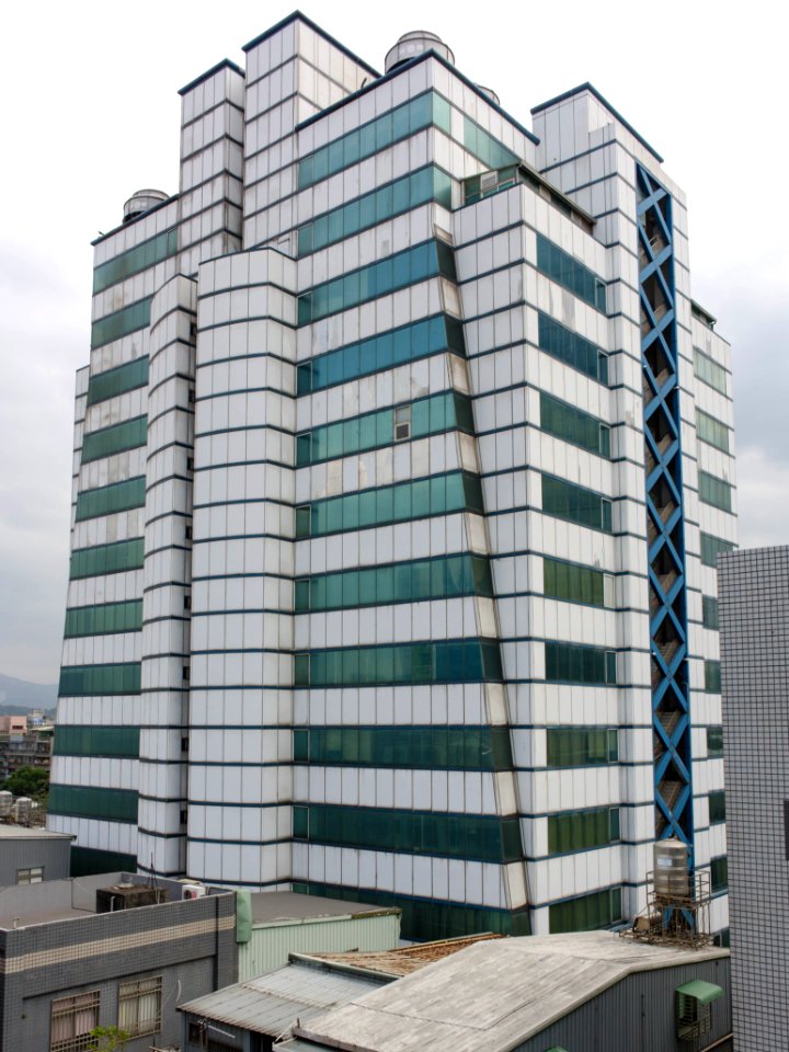 New Silicon Valley Commerical Building 20141220a