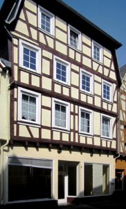 Neustraße 5