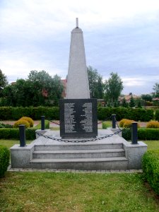 Katowice Kostuchna - pomnik Powstańców (6)