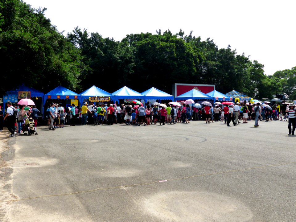 Game Booths in Northeast Corner of Chengkungling Ground 20131012b