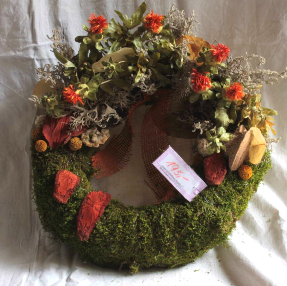 Funeral wreath 09 27 1425u