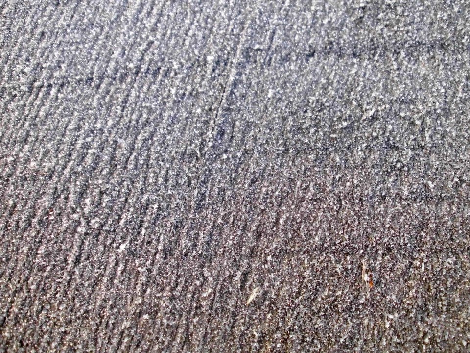 Frost on the rail (02)