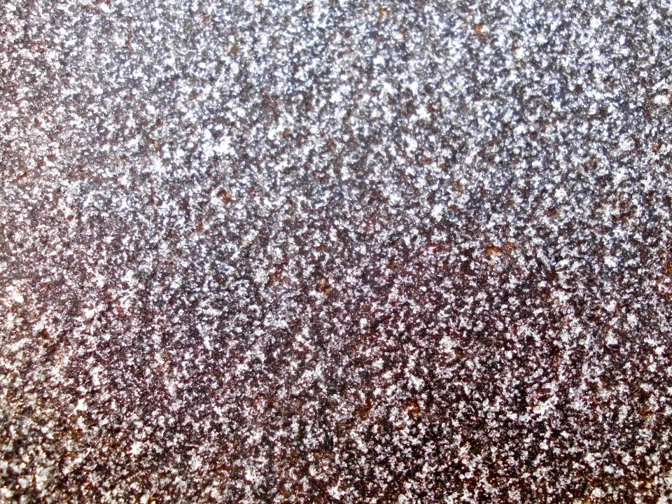 Frost on the rail (01)