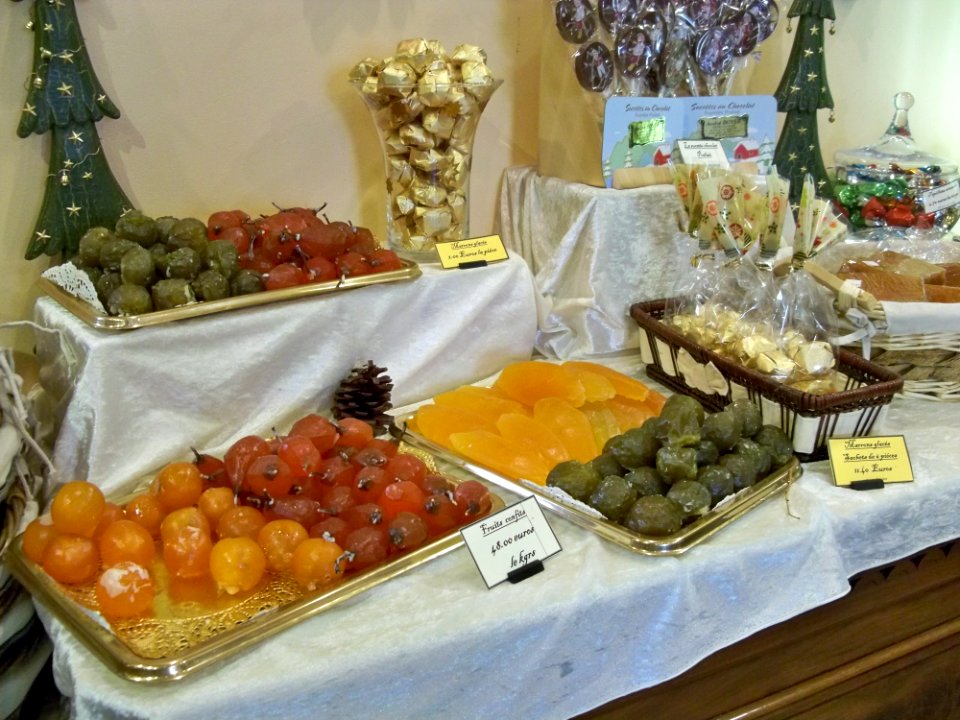 Fruits confits chez Boyer à Sault