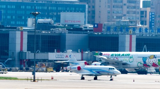 Gazpromavia Dassault Falcon 900EX RA-09008 at Taipei Songshan Airport 20150913