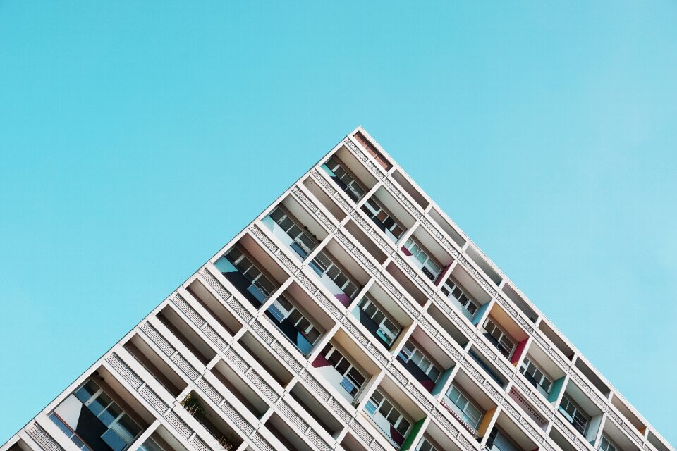 Structure establishment hotel