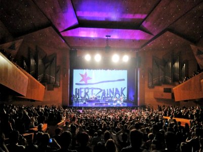Gari - Josu - Hertzainak Euskaldunan (05)