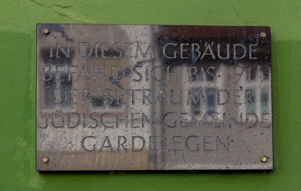 Gardelegen Ernst Thaelmann Strasse 8 02