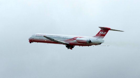 Far Eastern Air Transport MD-82 B-28021 Taking off from Taipei Songshan Airport 20161124