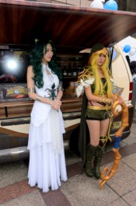 Female Promotional Models Cosplay Tyrande Whisperwind and Alleria Windrunner 20170211a