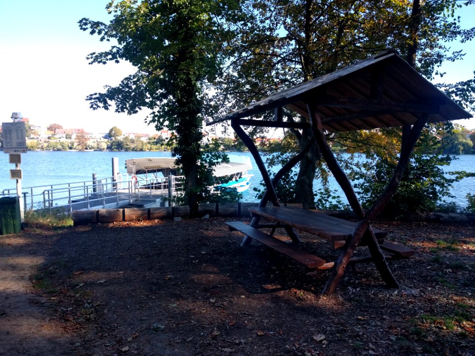 Faehre-straussee-anlegestelle