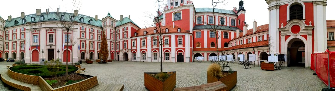 Fara Poznańska pano
