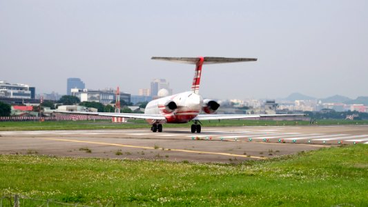 Far Eastern Air Transport MD-82 B-28037 Departing from Taipei Songshan Airport 20150427c
