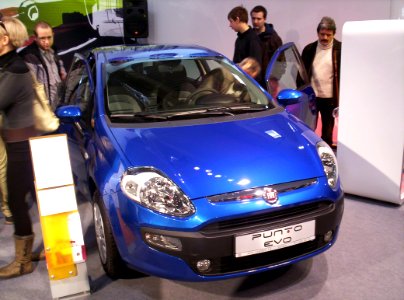 Fiat Punto Evo front Poznan 2011