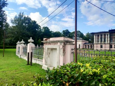Fence of Ostankino estate 2