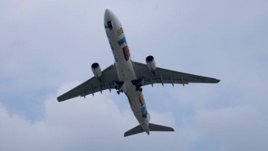 Eva Air Airbus A330-302X B-16333 Taking off from Taipei Songshan Airport 20150427b